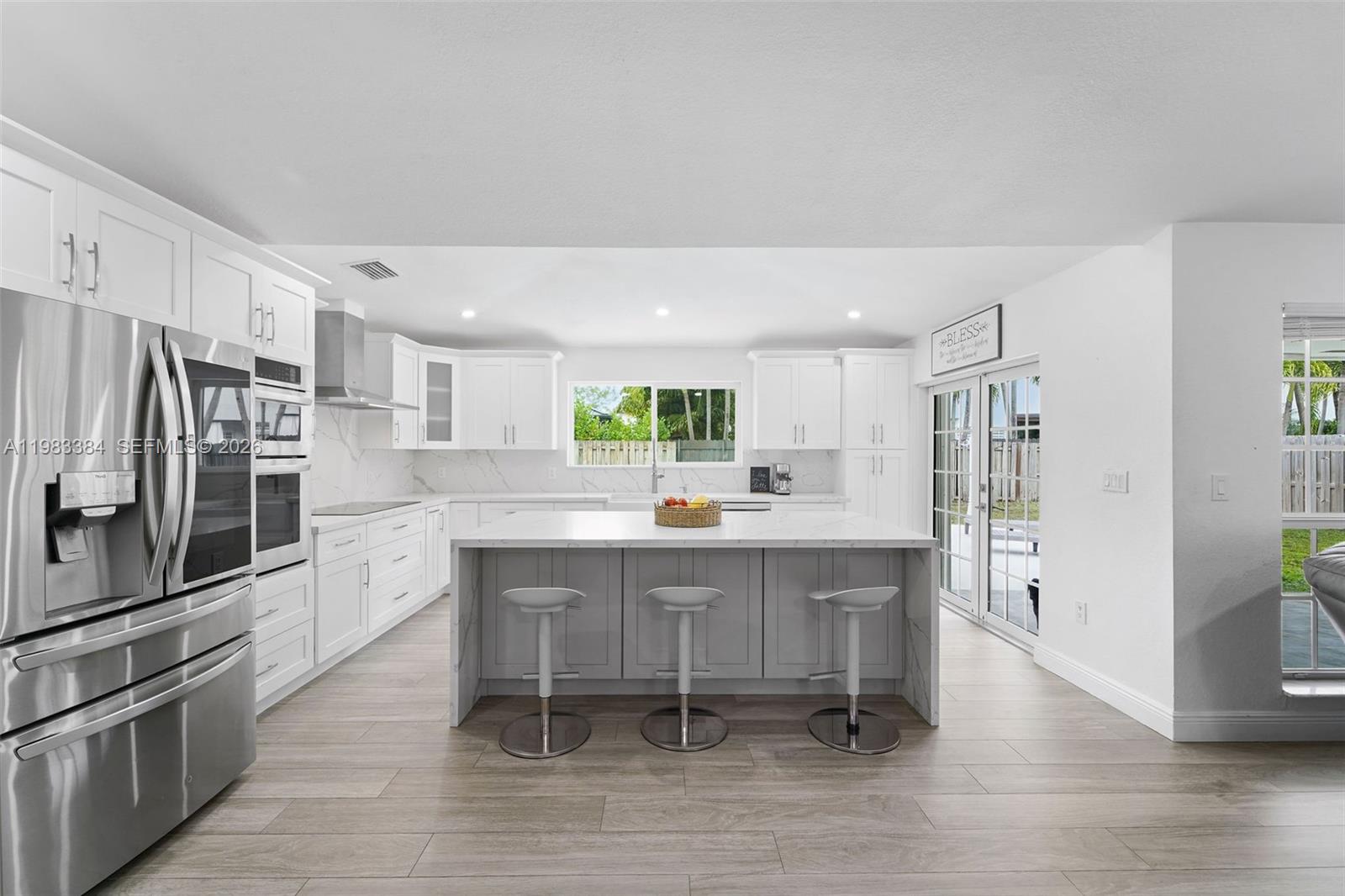 7827 NW 166th Ter Miami Lakes, FL 33016