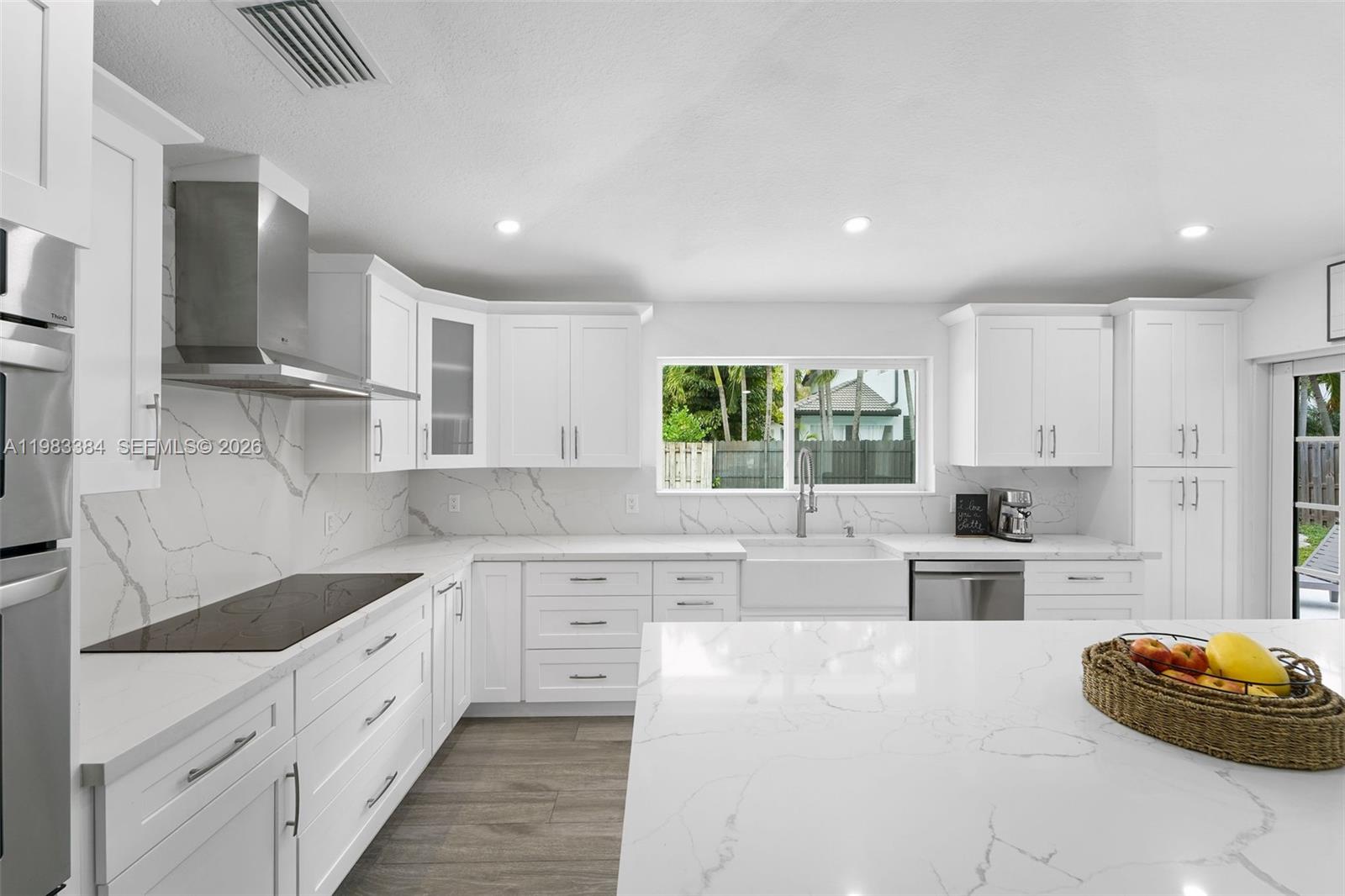 7827 NW 166th Ter Miami Lakes, FL 33016