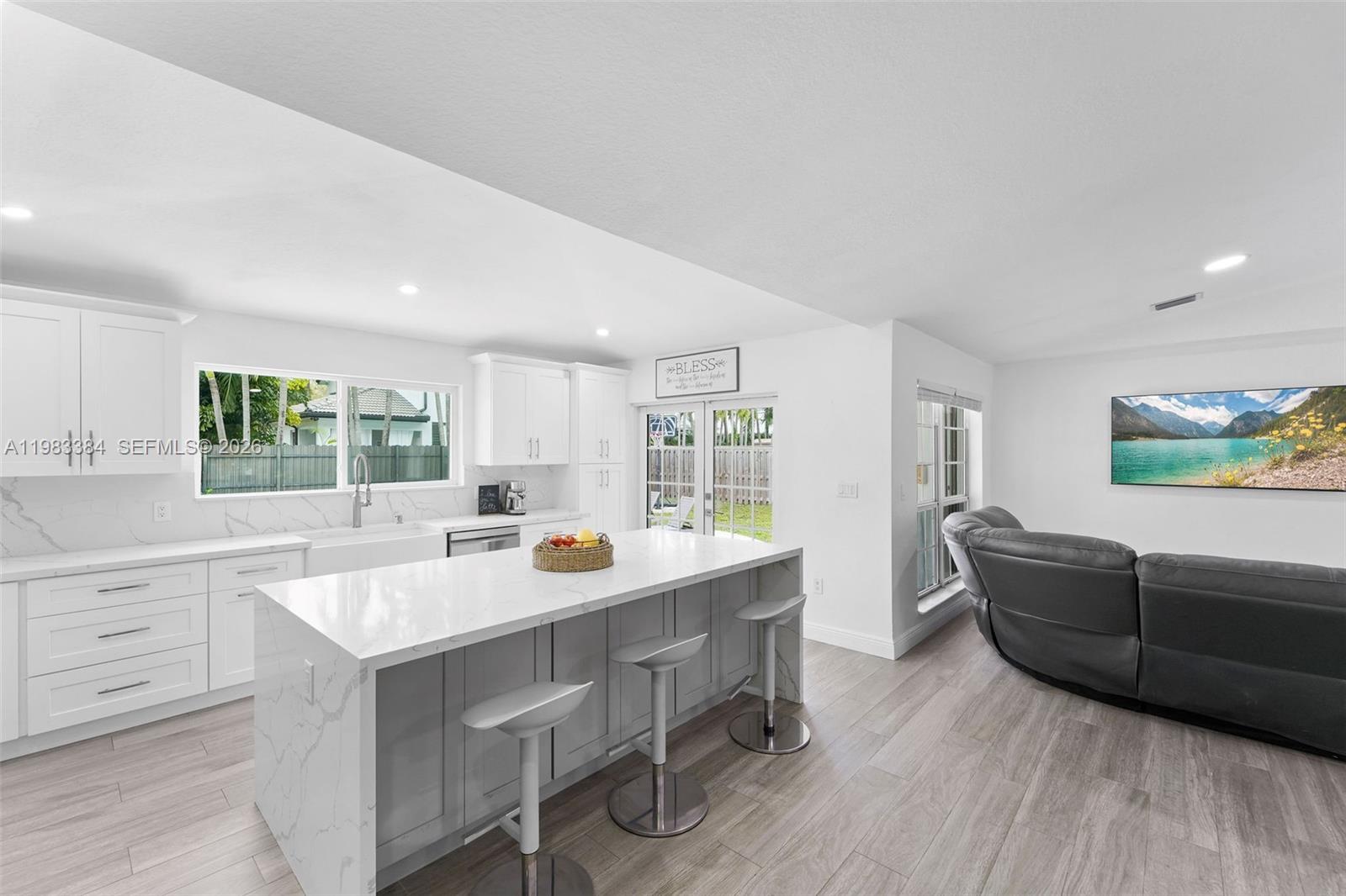 7827 NW 166th Ter Miami Lakes, FL 33016