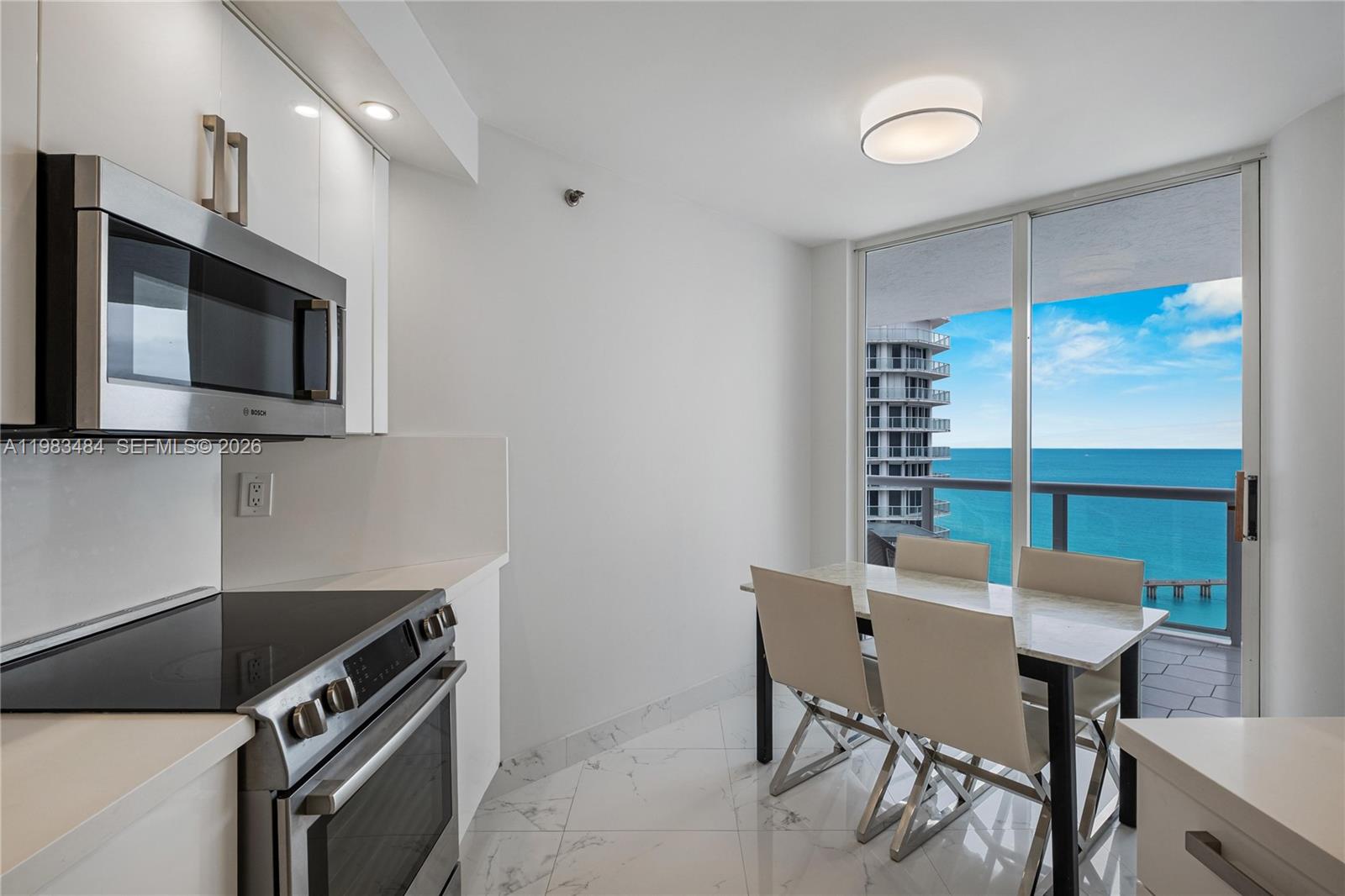16425 Collins Ave #2215 Sunny Isles Beach, FL 33160