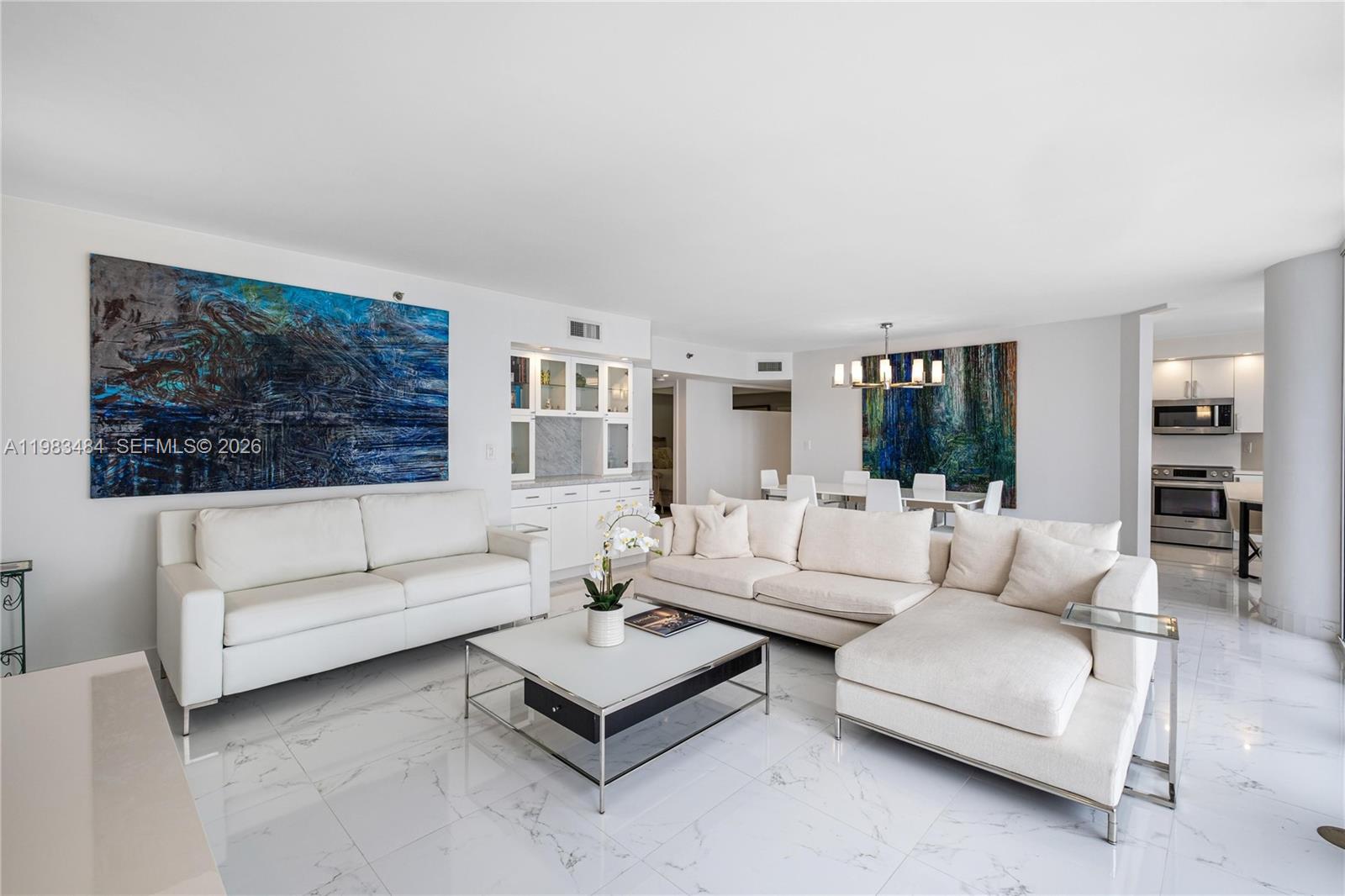 16425 Collins Ave #2215 Sunny Isles Beach, FL 33160