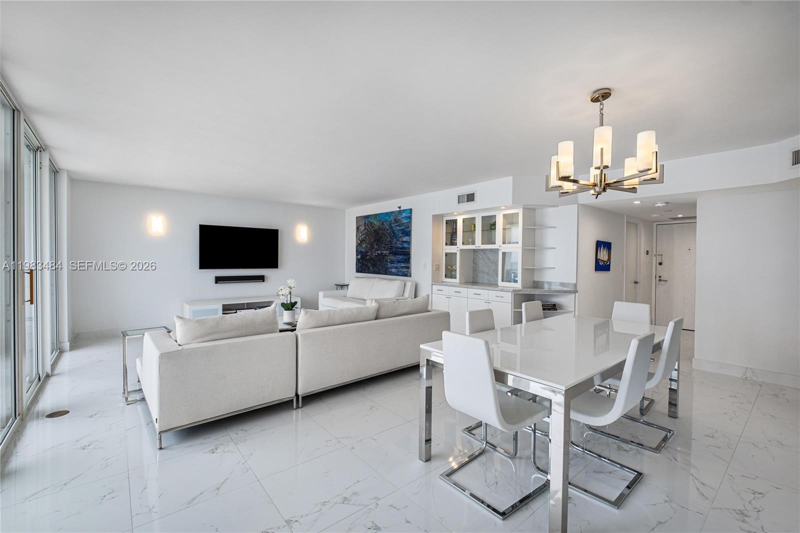 16425 Collins Ave #2215 Sunny Isles Beach, FL 33160