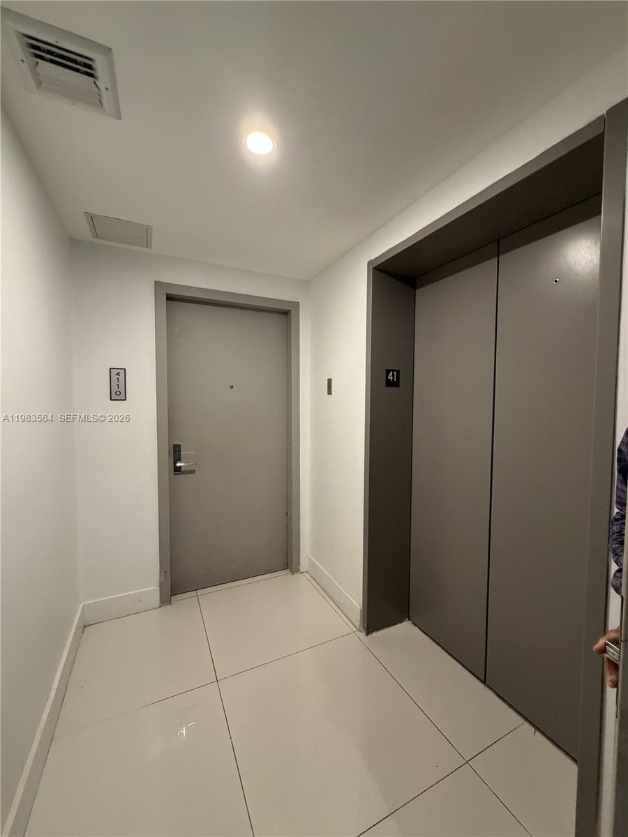 488 NE 18th St #4110