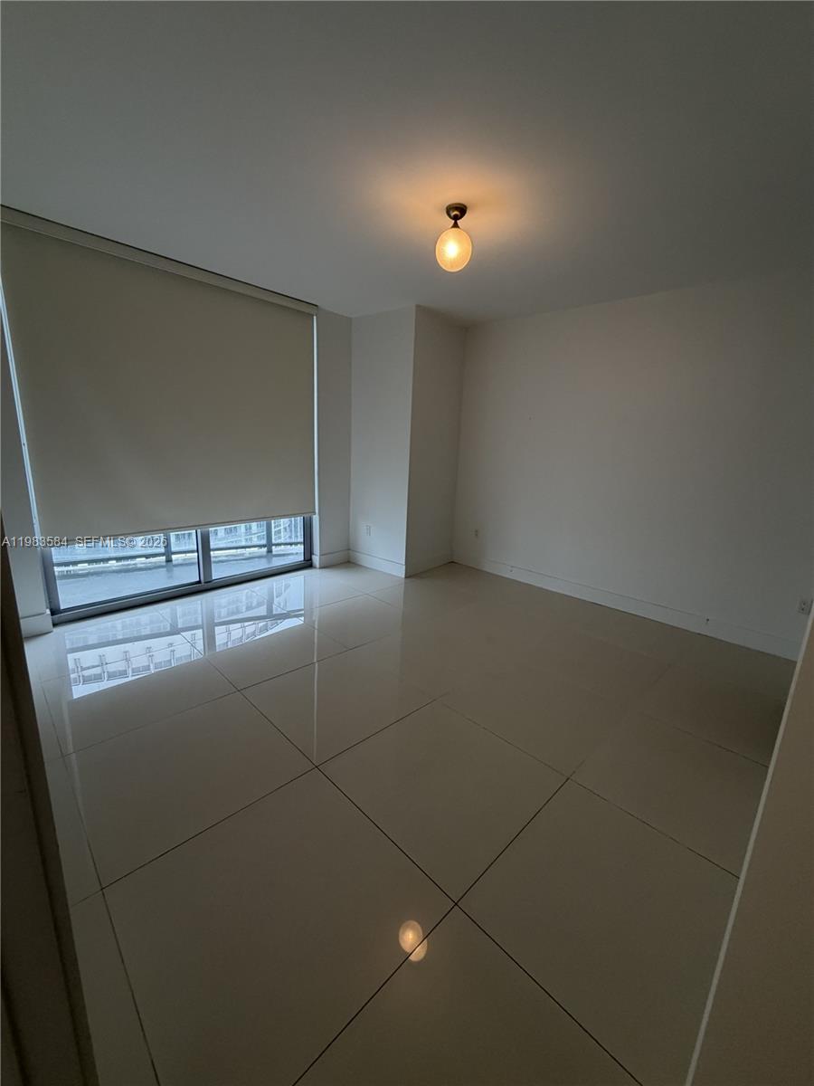 image Aria on the Bay10