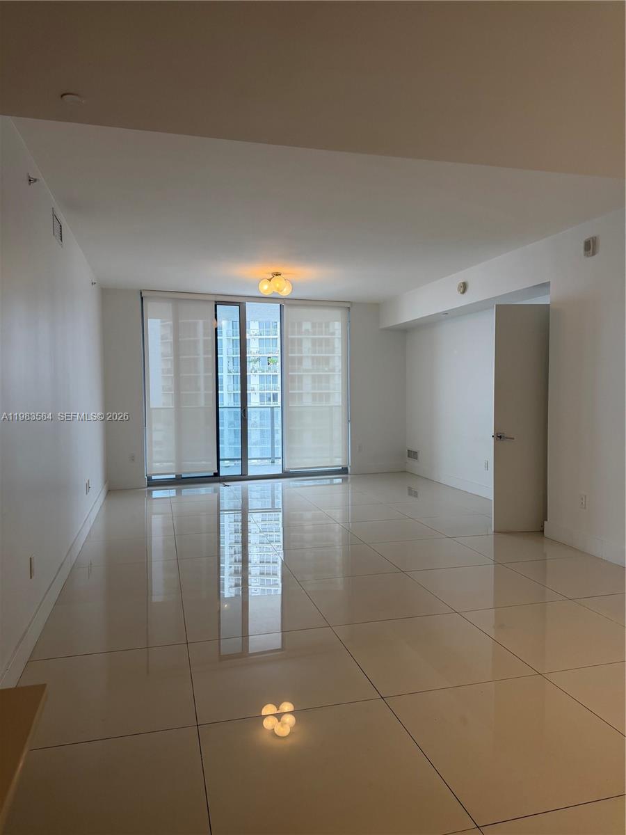 image Aria on the Bay5