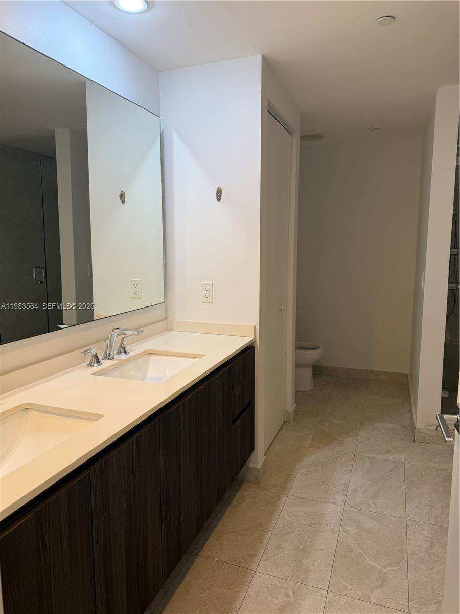 image Aria on the Bay7