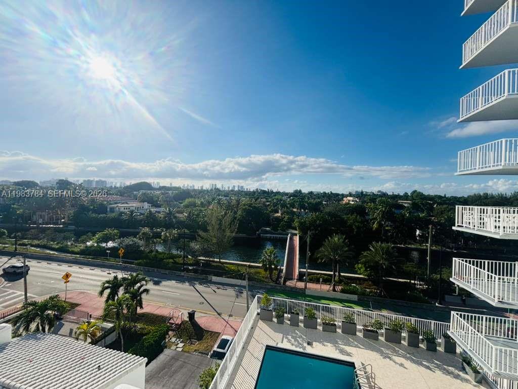 2829 Indian Crk Dr #603 Miami Beach, FL 33140