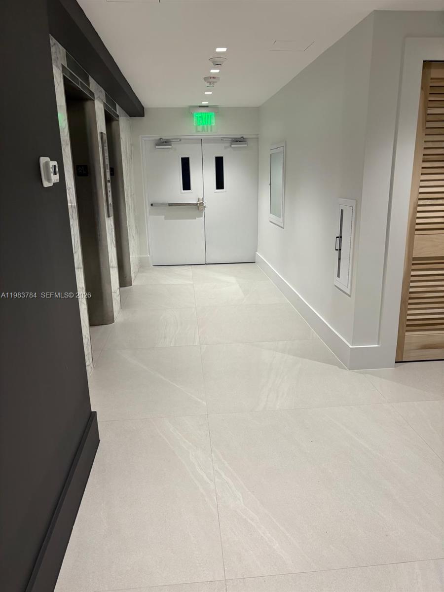 2829 Indian Crk Dr #603 Miami Beach, FL 33140