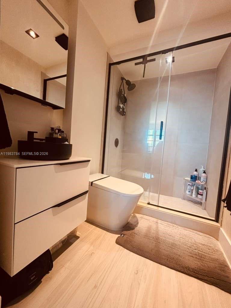 2829 Indian Crk Dr #603 Miami Beach, FL 33140