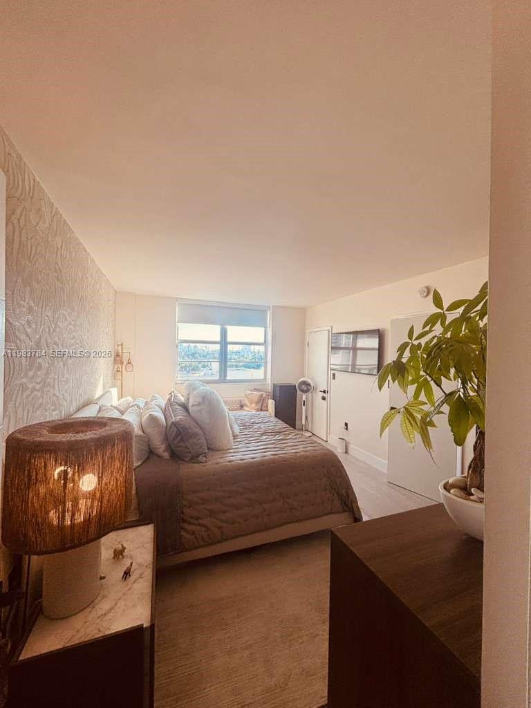 2829 Indian Crk Dr #603 Miami Beach, FL 33140