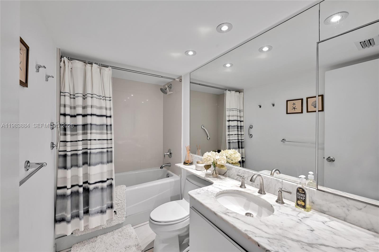 image Towers of Key Biscayne6