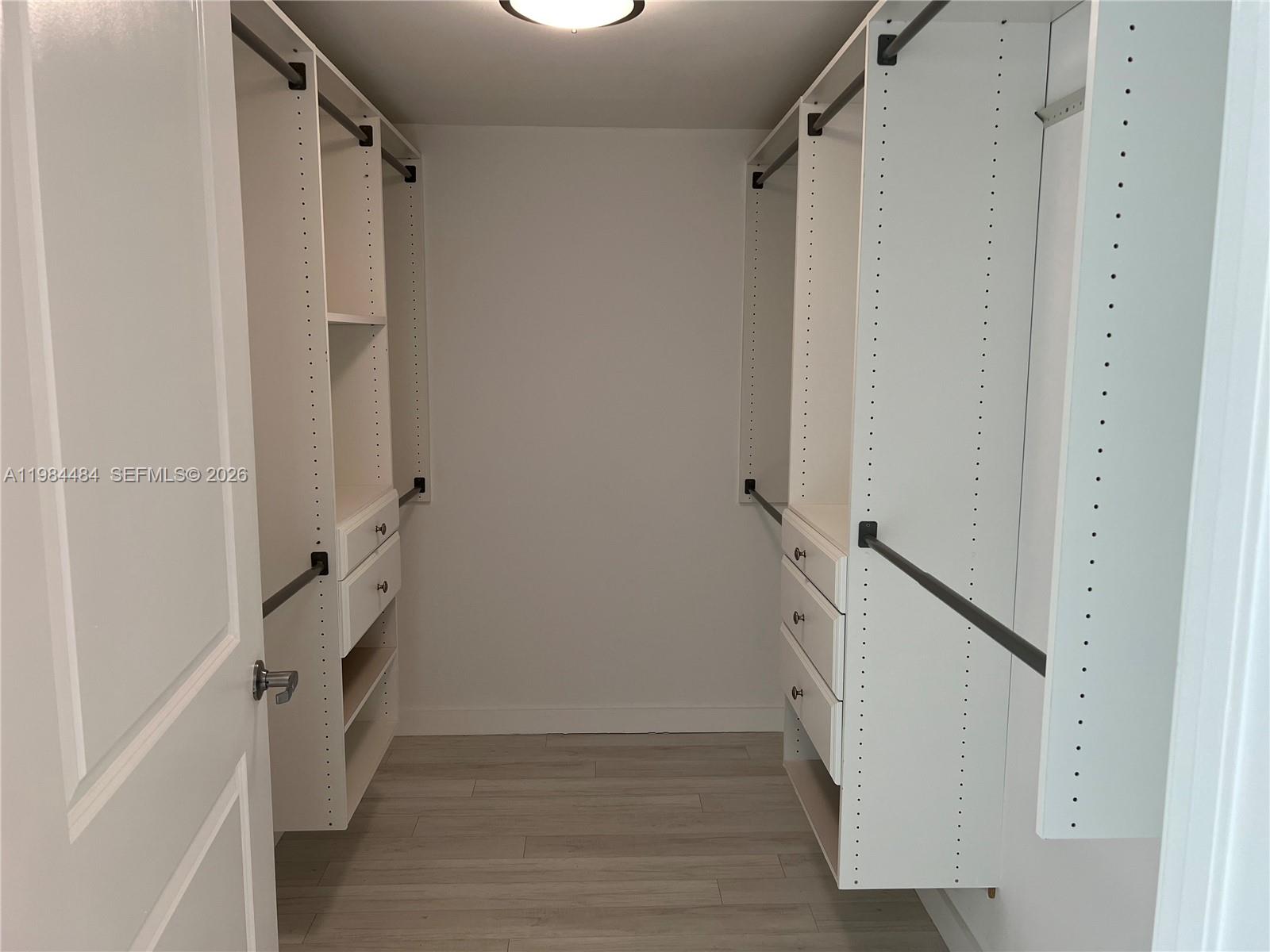 400 Sunny Isles Blvd #1105 Sunny Isles Beach, FL 33160