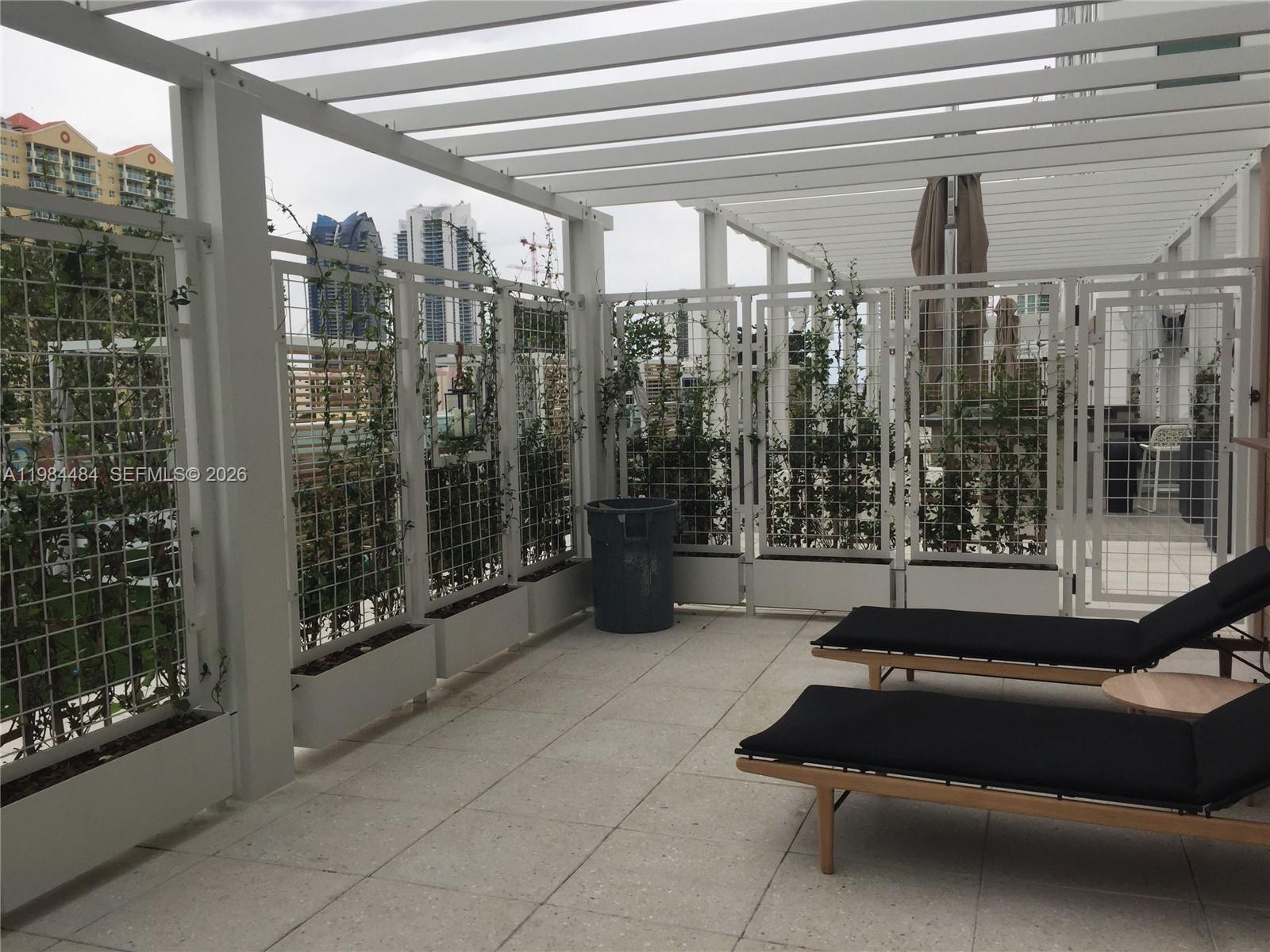 400 Sunny Isles Blvd #1105 Sunny Isles Beach, FL 33160