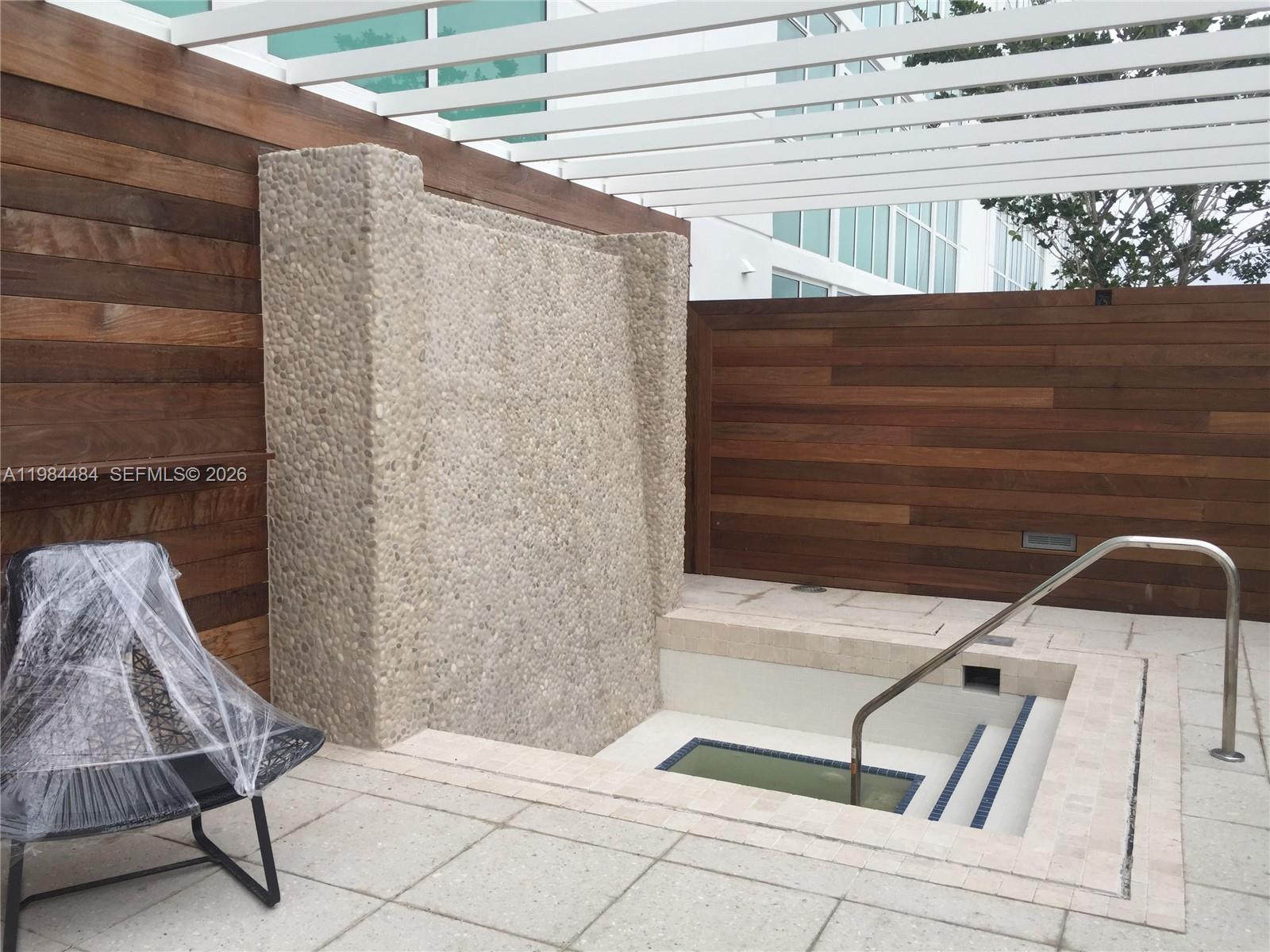 400 Sunny Isles Blvd #1105 Sunny Isles Beach, FL 33160