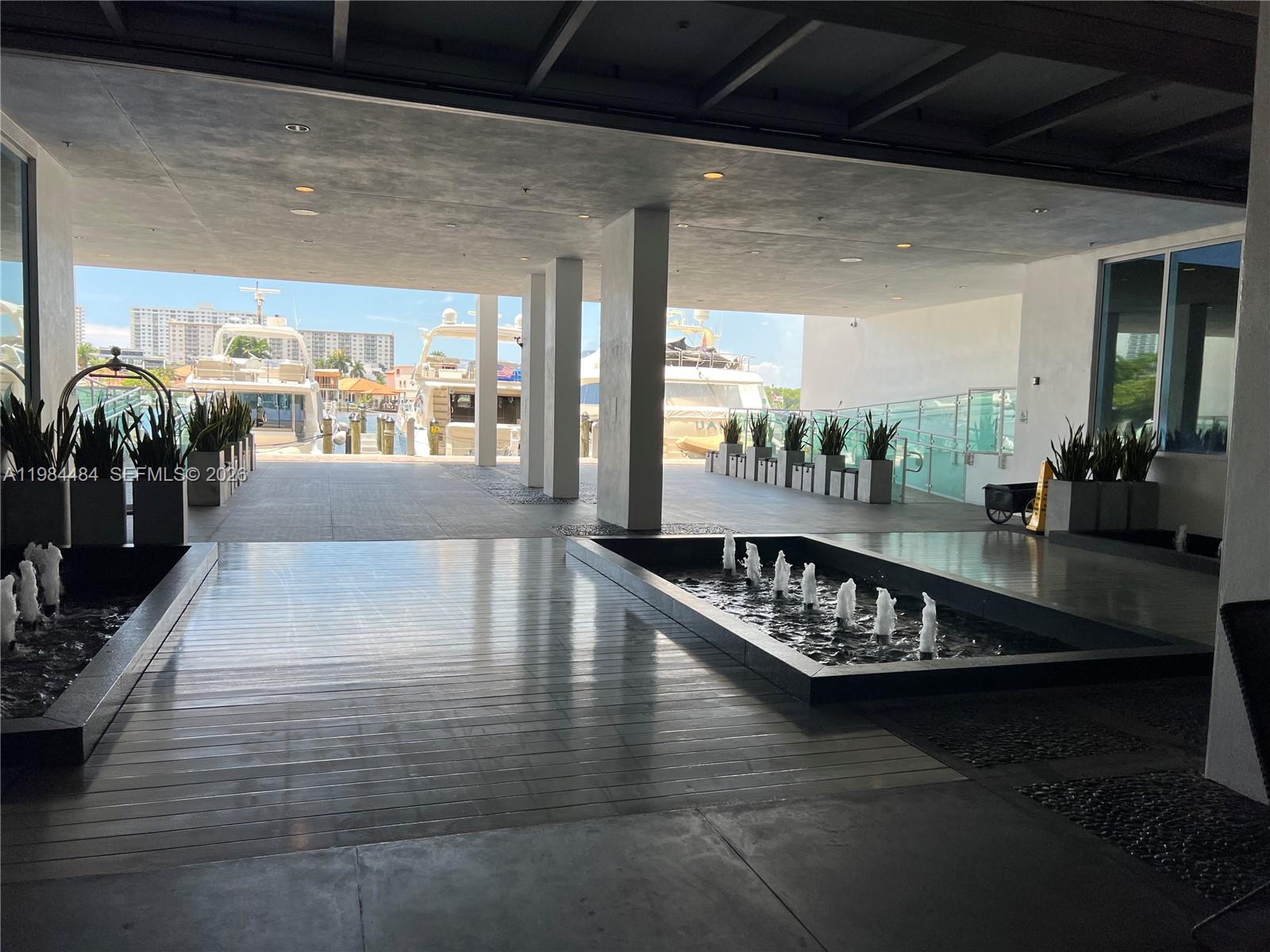 400 Sunny Isles Blvd #1105 Sunny Isles Beach, FL 33160