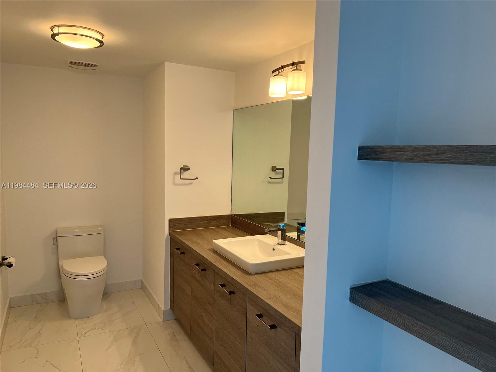 400 Sunny Isles Blvd #1105 Sunny Isles Beach, FL 33160