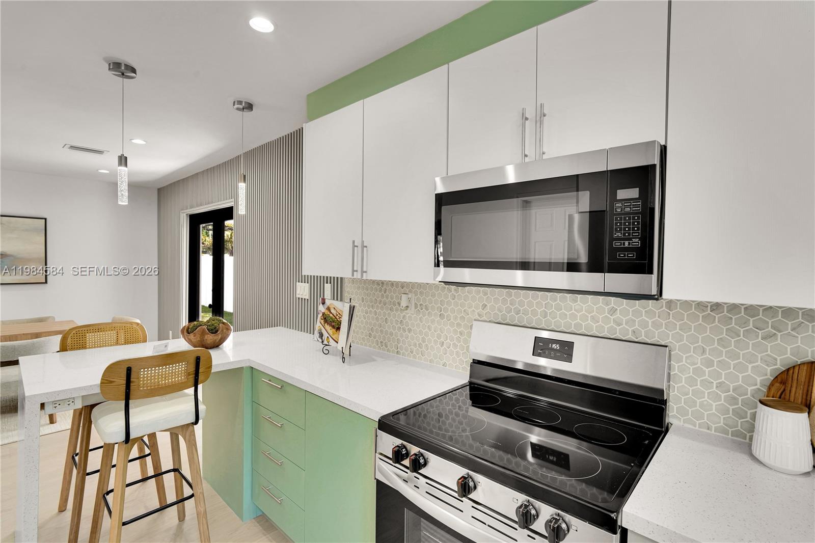 10 NW 100th St Miami Shores, FL 33150