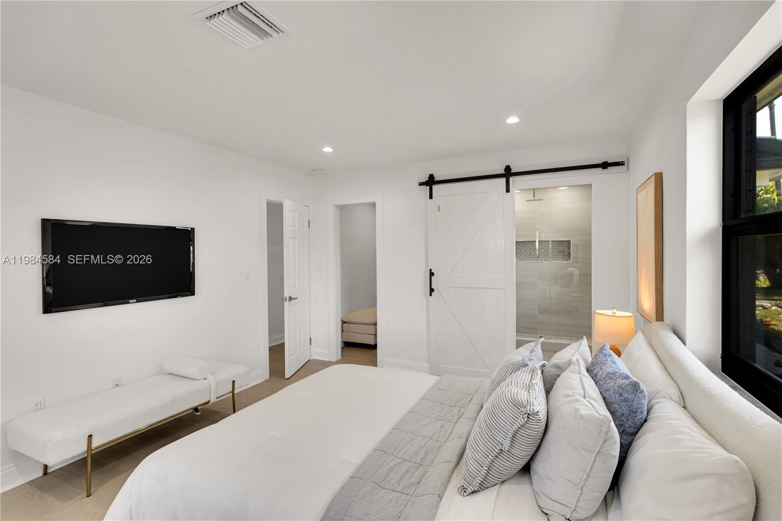 10 NW 100th St Miami Shores, FL 33150