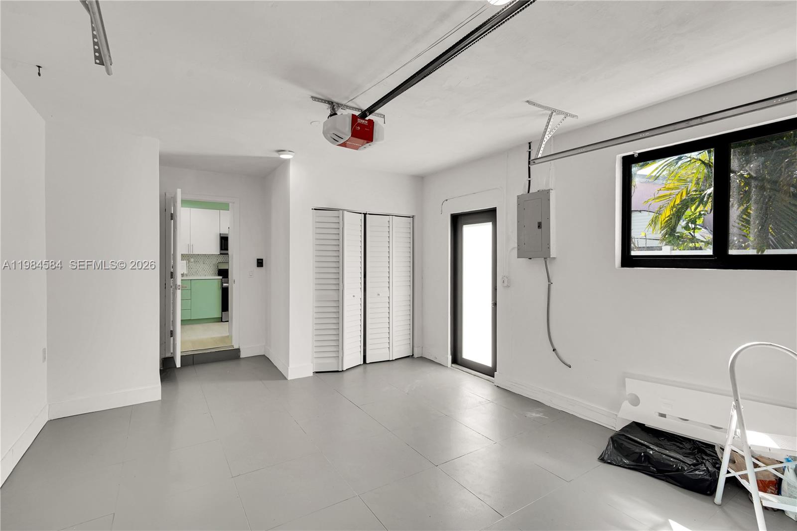 10 NW 100th St Miami Shores, FL 33150