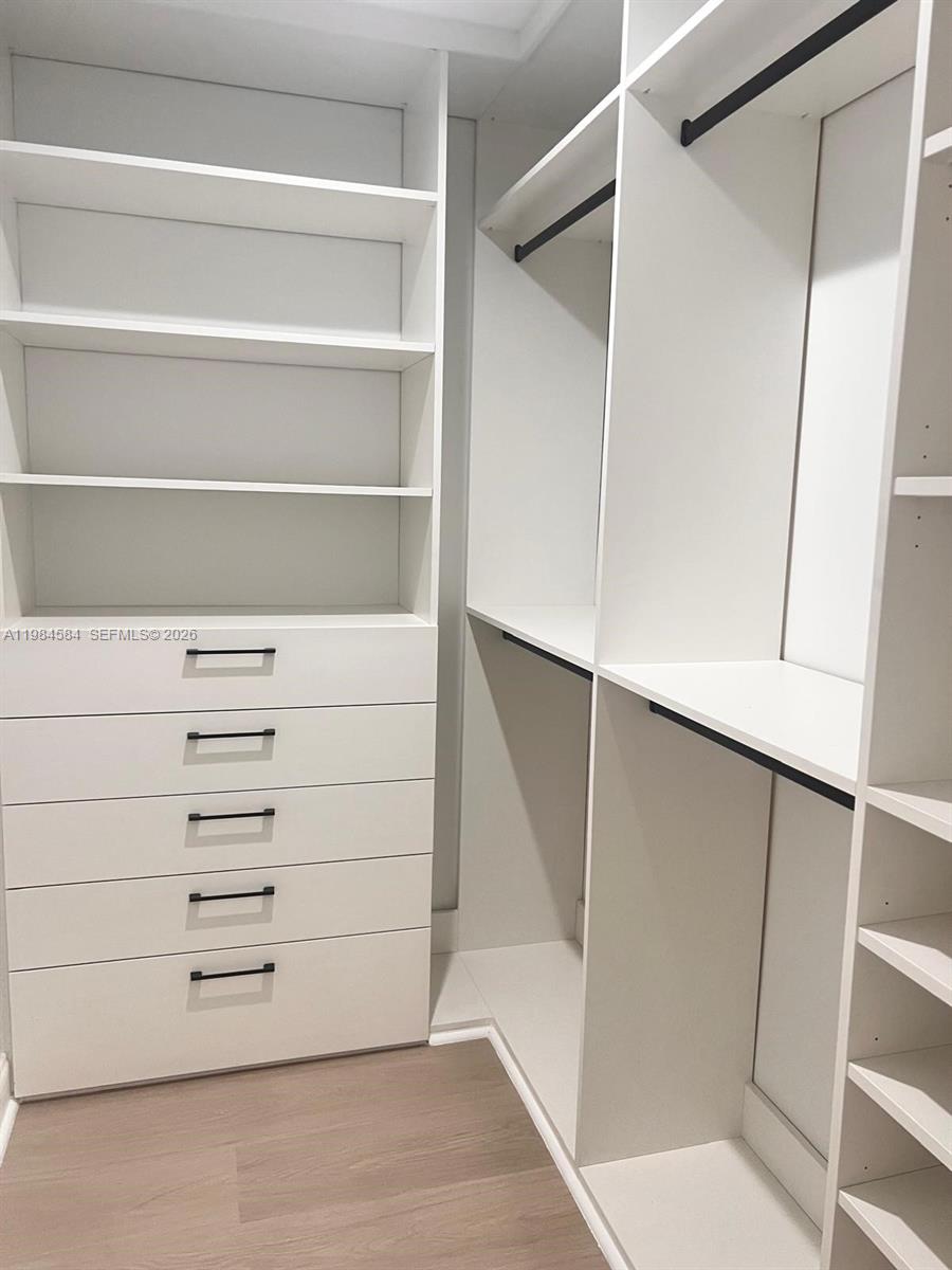 10 NW 100th St Miami Shores, FL 33150