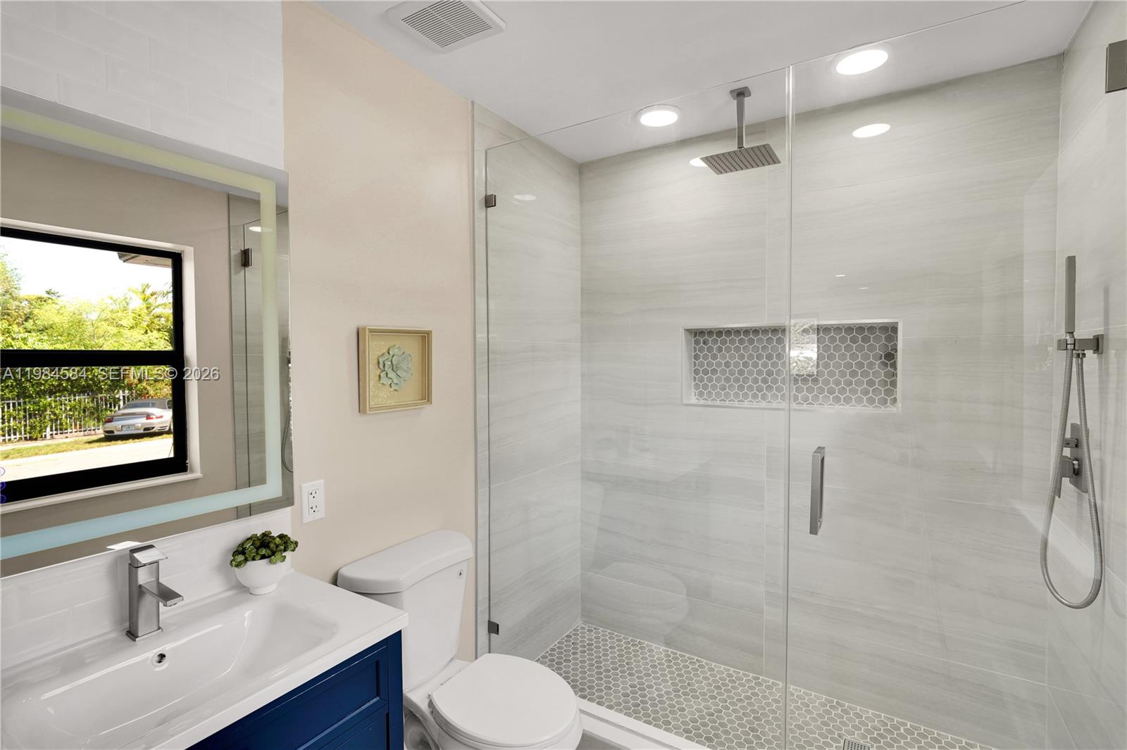 10 NW 100th St Miami Shores, FL 33150