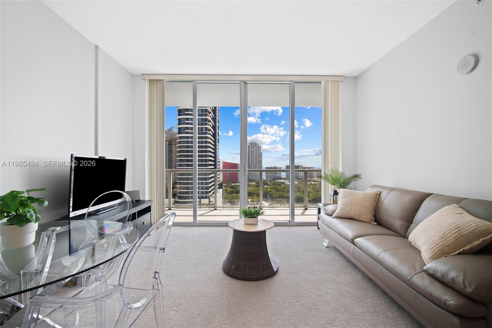 79 SW 12th St #2503-S