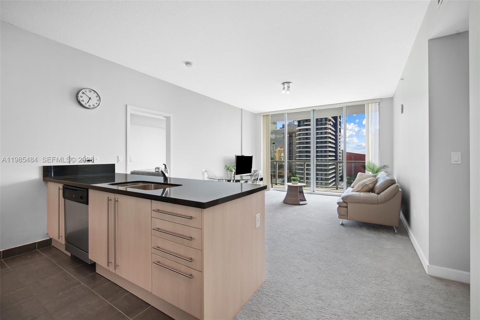 image Axis on Brickell South4