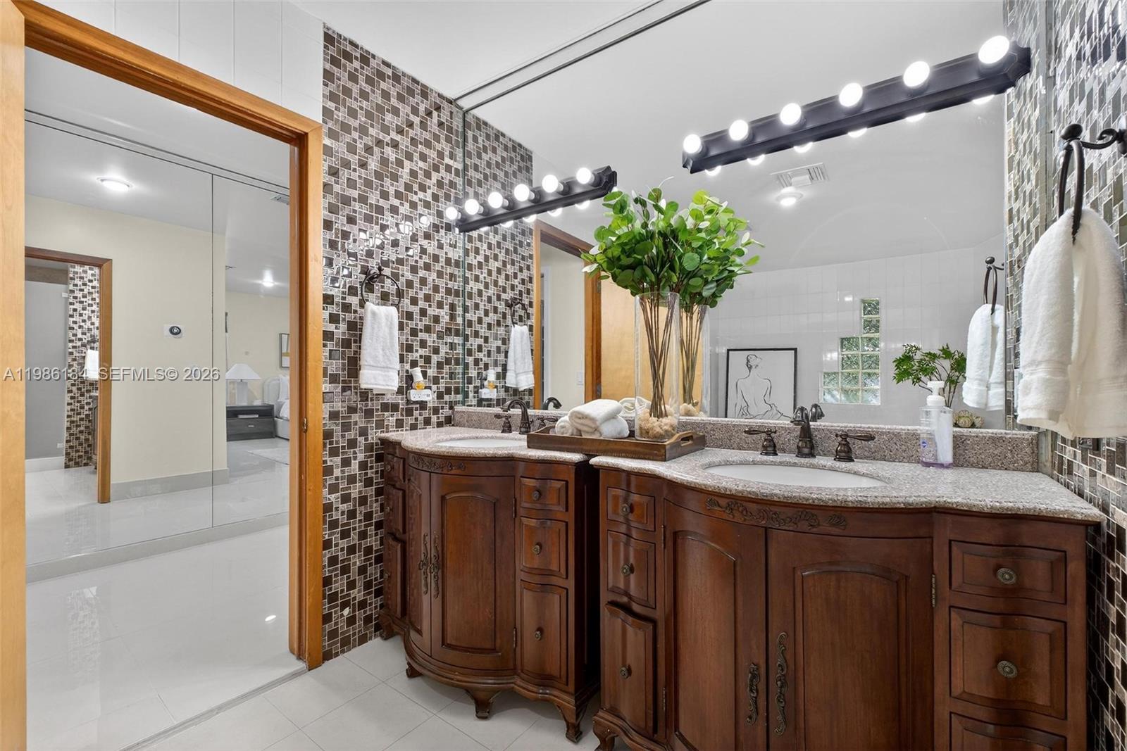 6125 SW 109th St Pinecrest, FL 33156