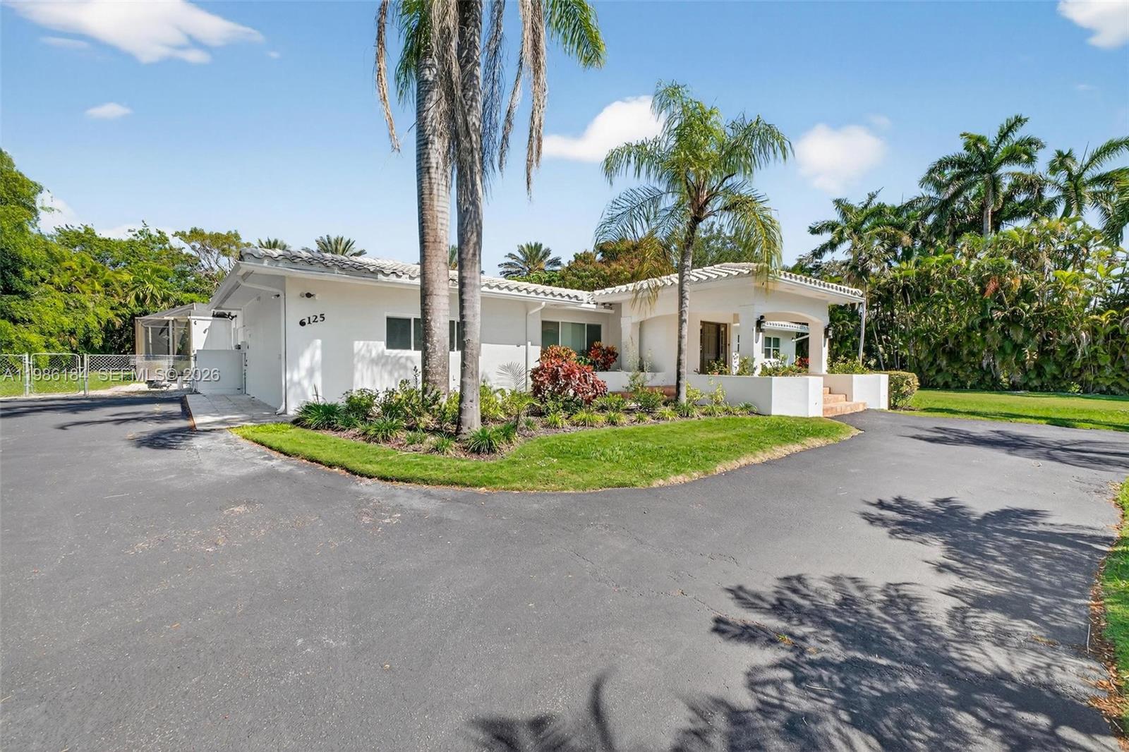 6125 SW 109th St Pinecrest, FL 33156