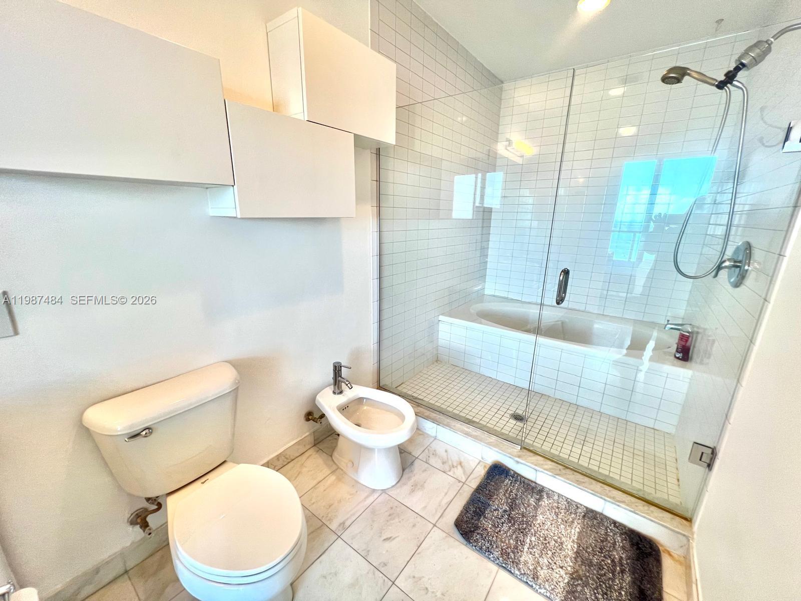 888 Biscayne Blvd #4807 Miami, FL 33132