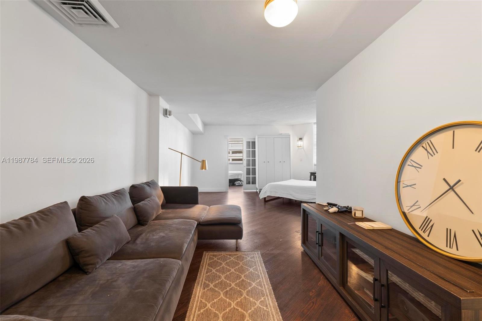 801 Brickell Bay Dr #361 Miami, FL 33131