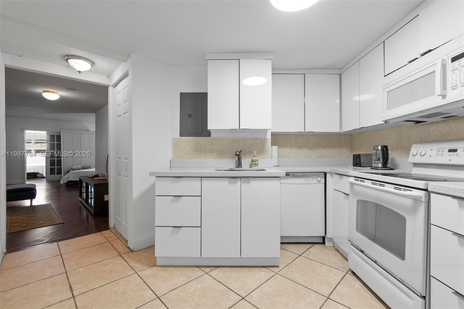 801 Brickell Bay Dr #361 Miami, FL 33131