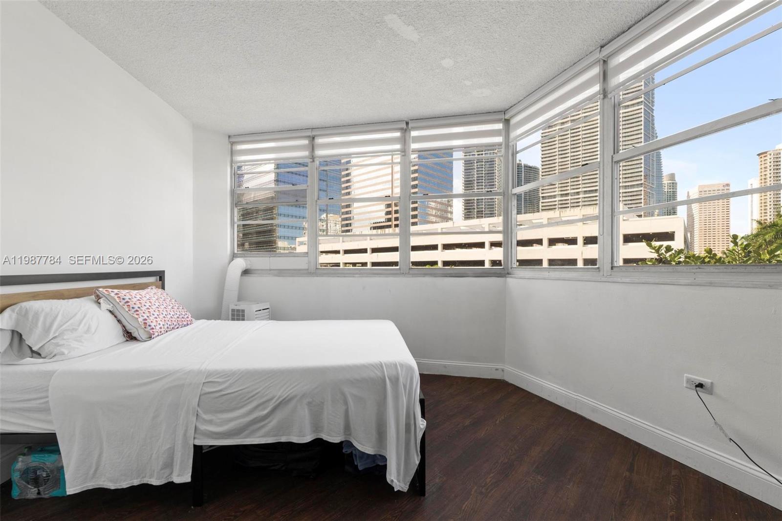 801 Brickell Bay Dr #361 Miami, FL 33131