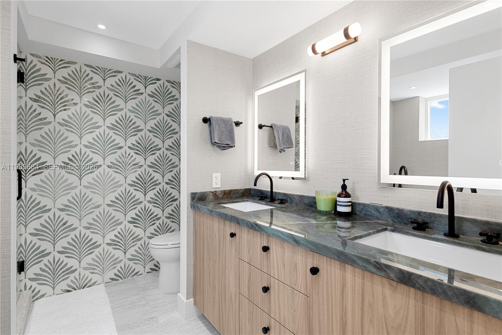 image Sunset Harbour South33