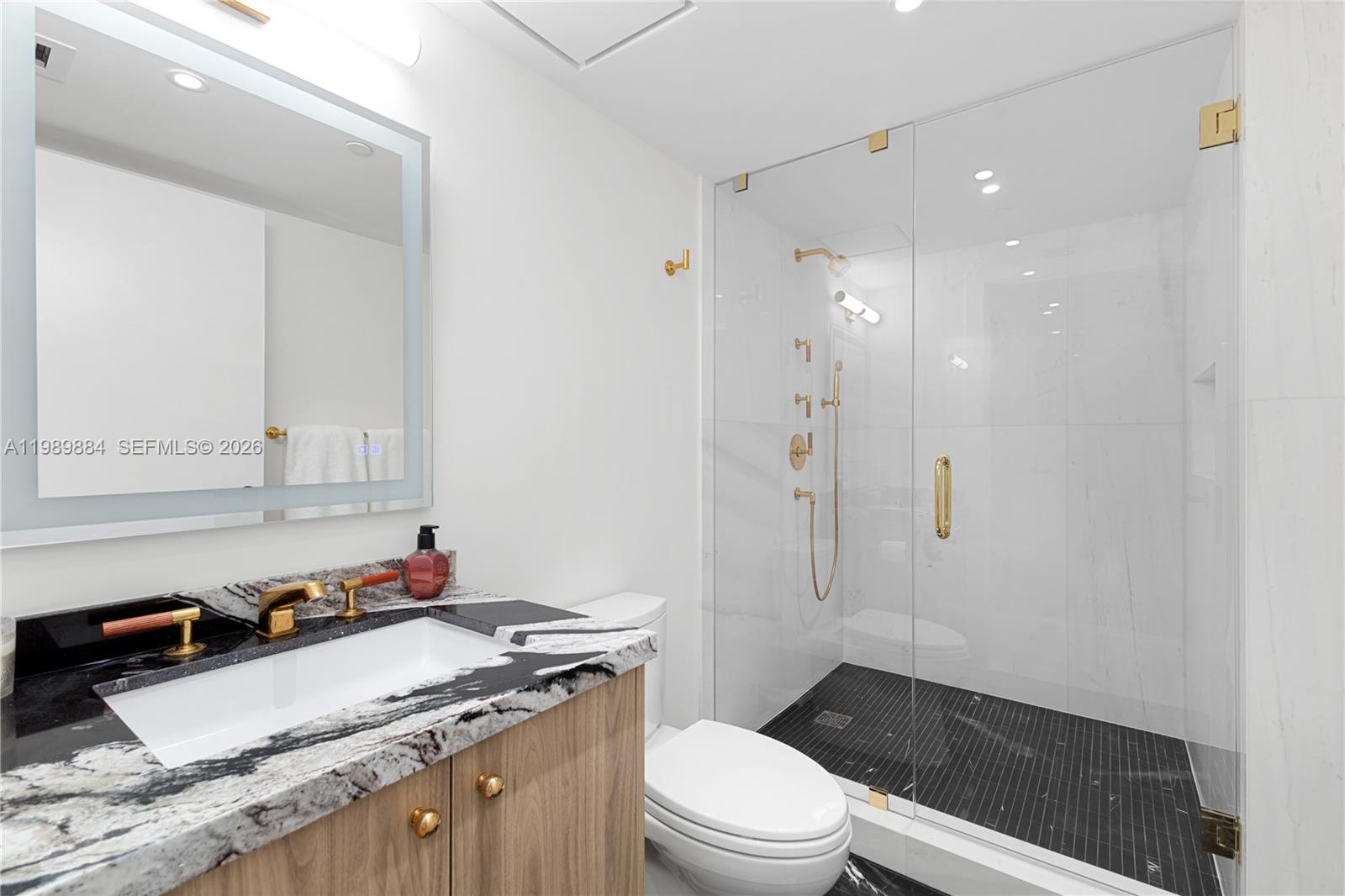 image Sunset Harbour South41