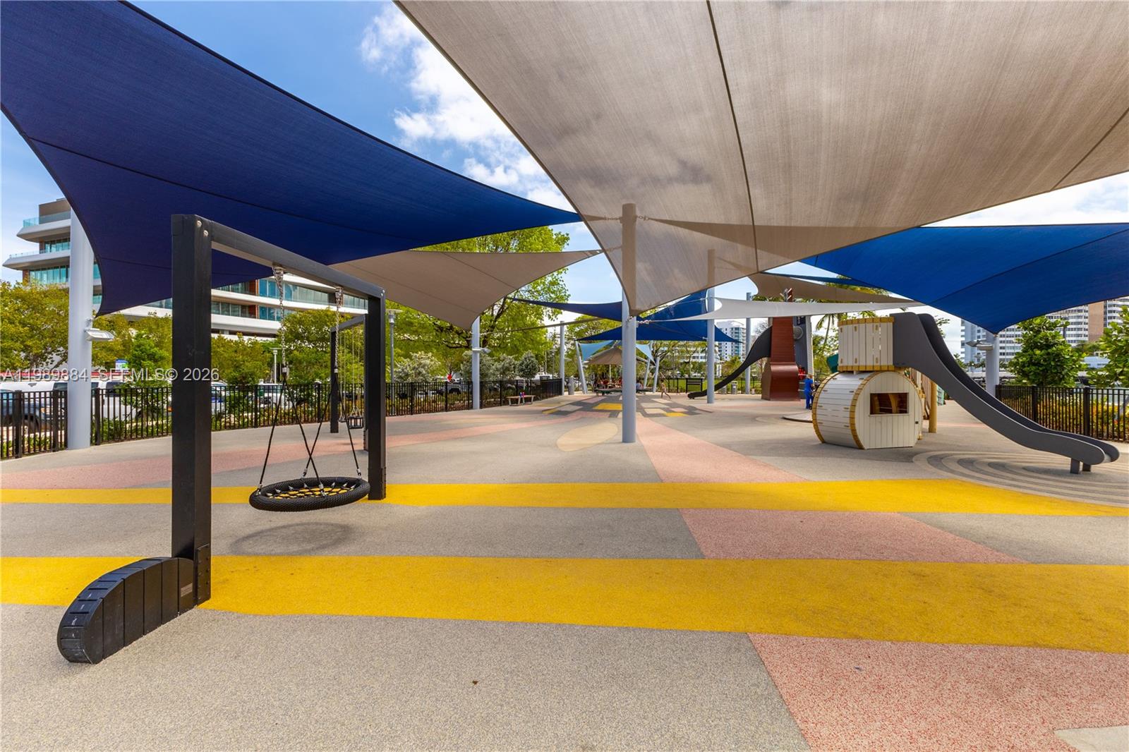 image Sunset Harbour South55