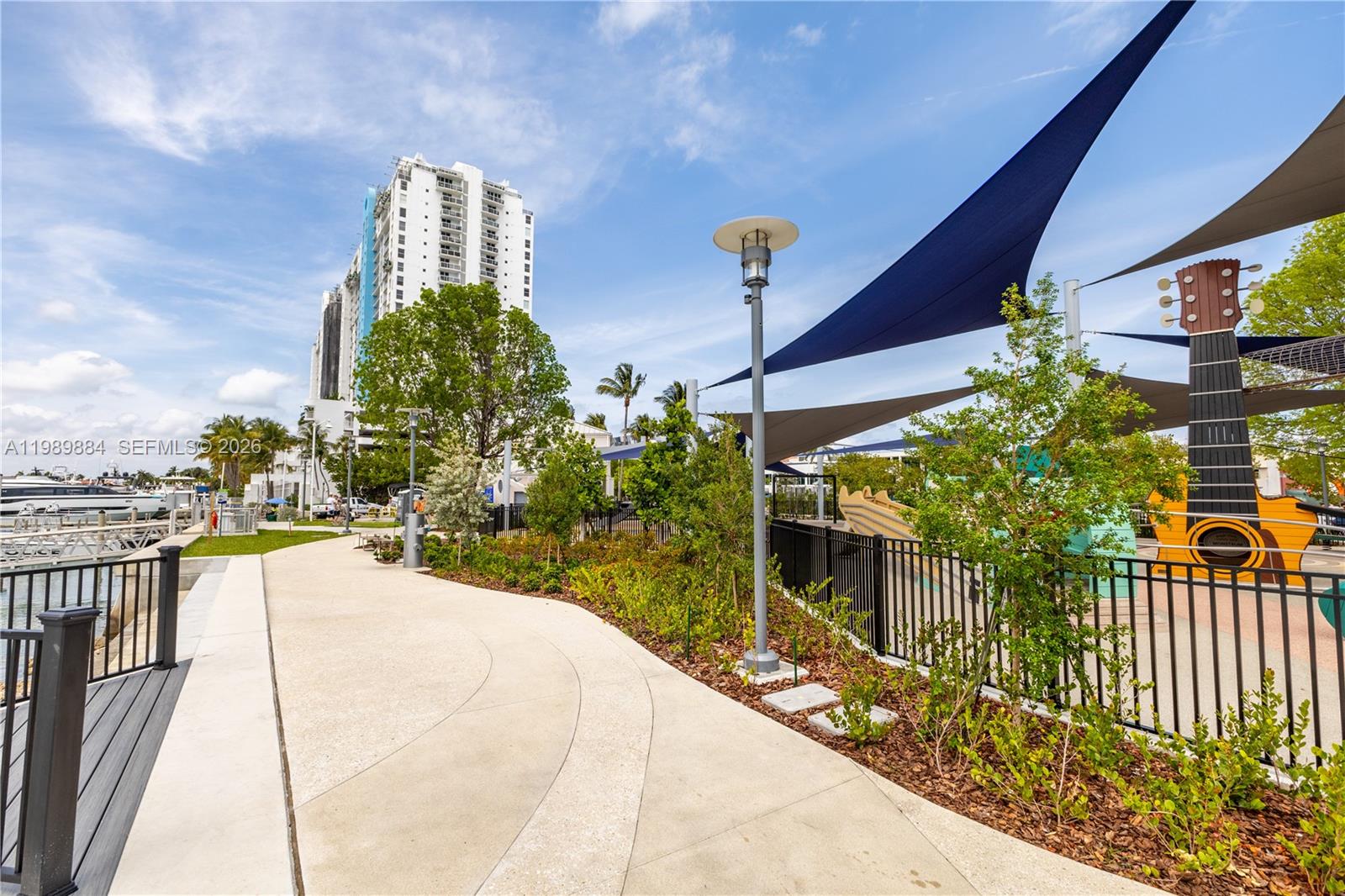 image Sunset Harbour South62