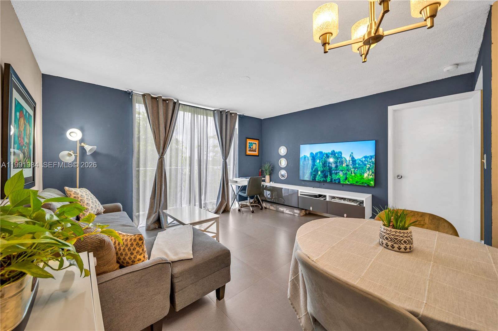 1720 NW N Riv Dr #613