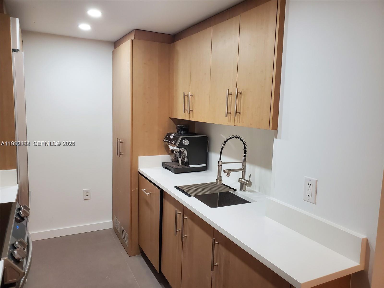 image Harbour House4