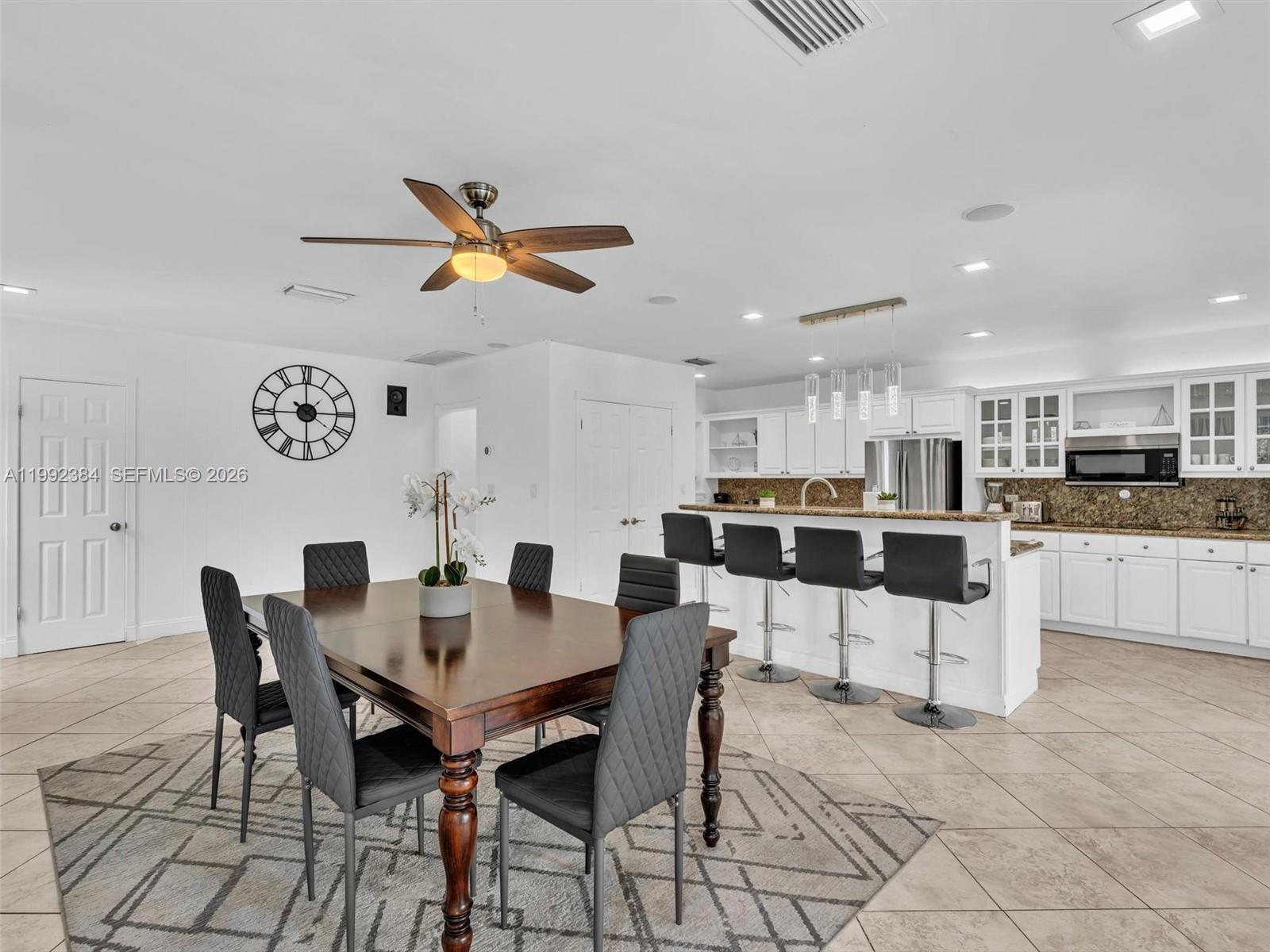 413 Tamarind Dr Hallandale Beach, FL 33009