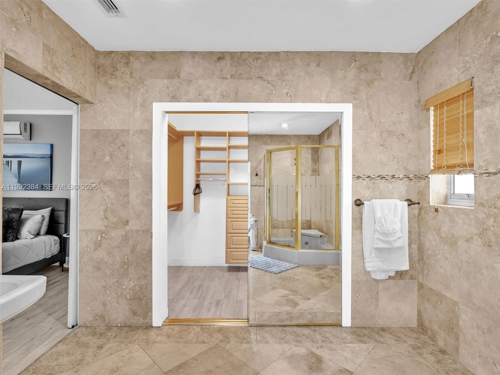 413 Tamarind Dr Hallandale Beach, FL 33009