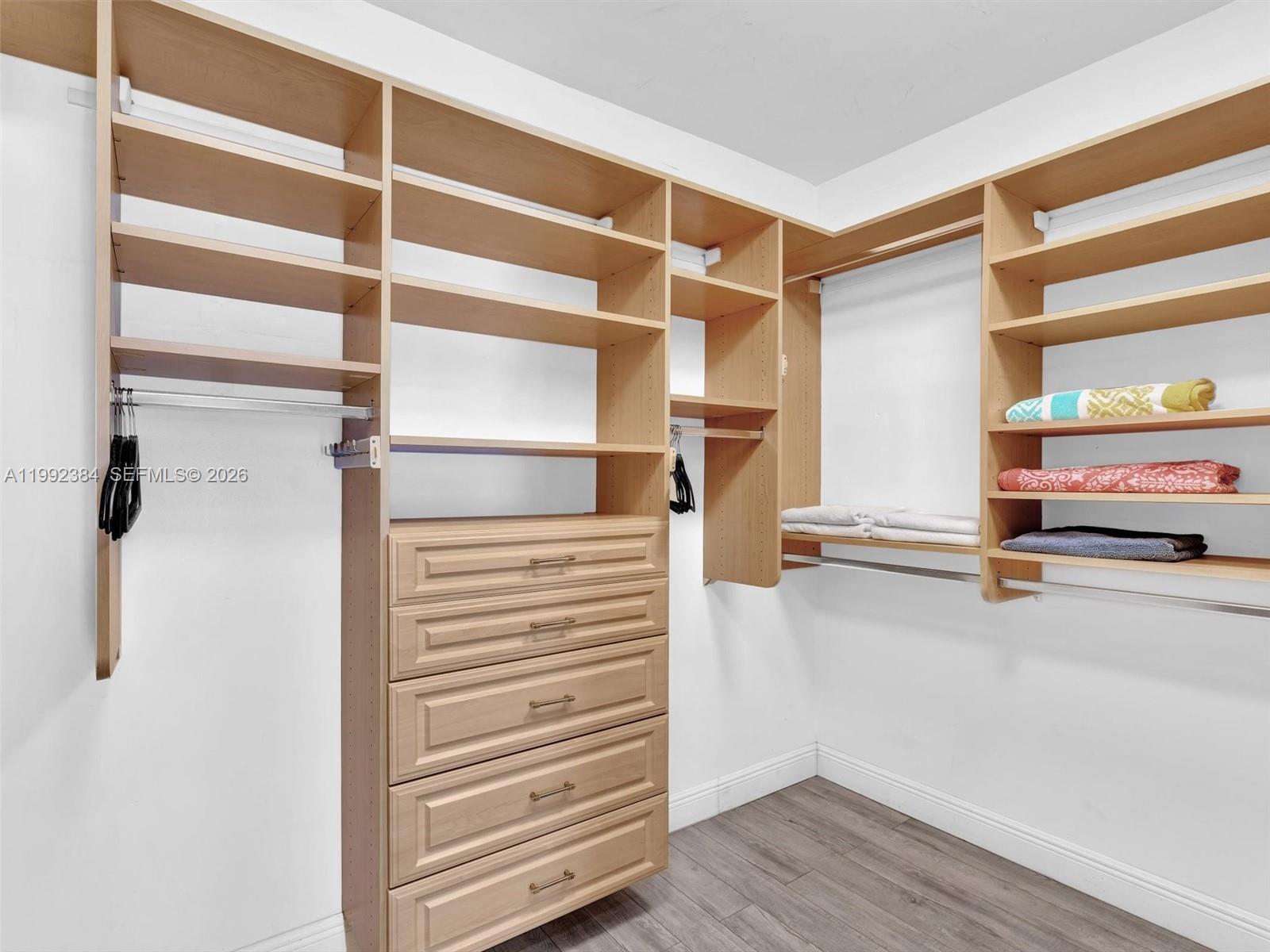 413 Tamarind Dr Hallandale Beach, FL 33009