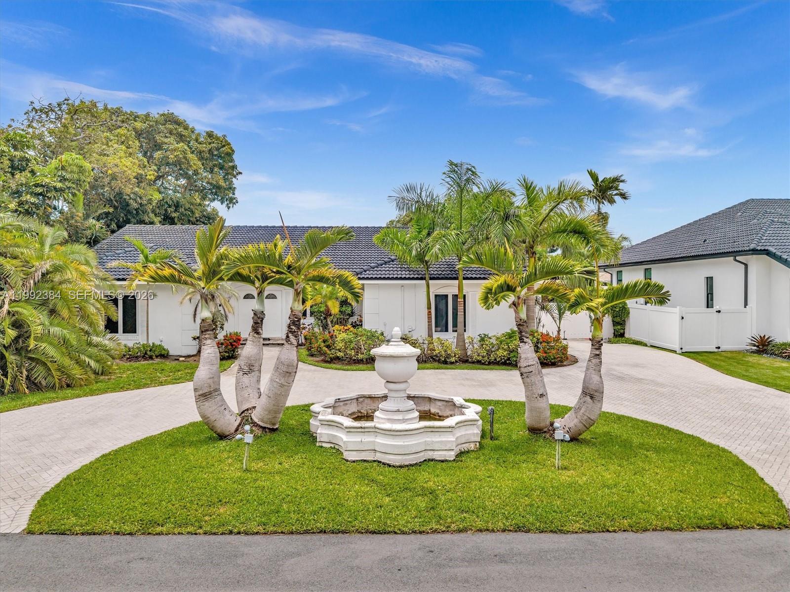 413 Tamarind Dr Hallandale Beach, FL 33009