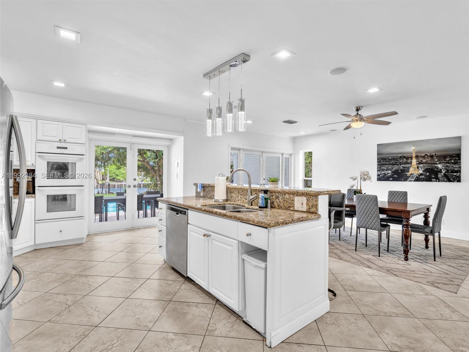 413 Tamarind Dr Hallandale Beach, FL 33009