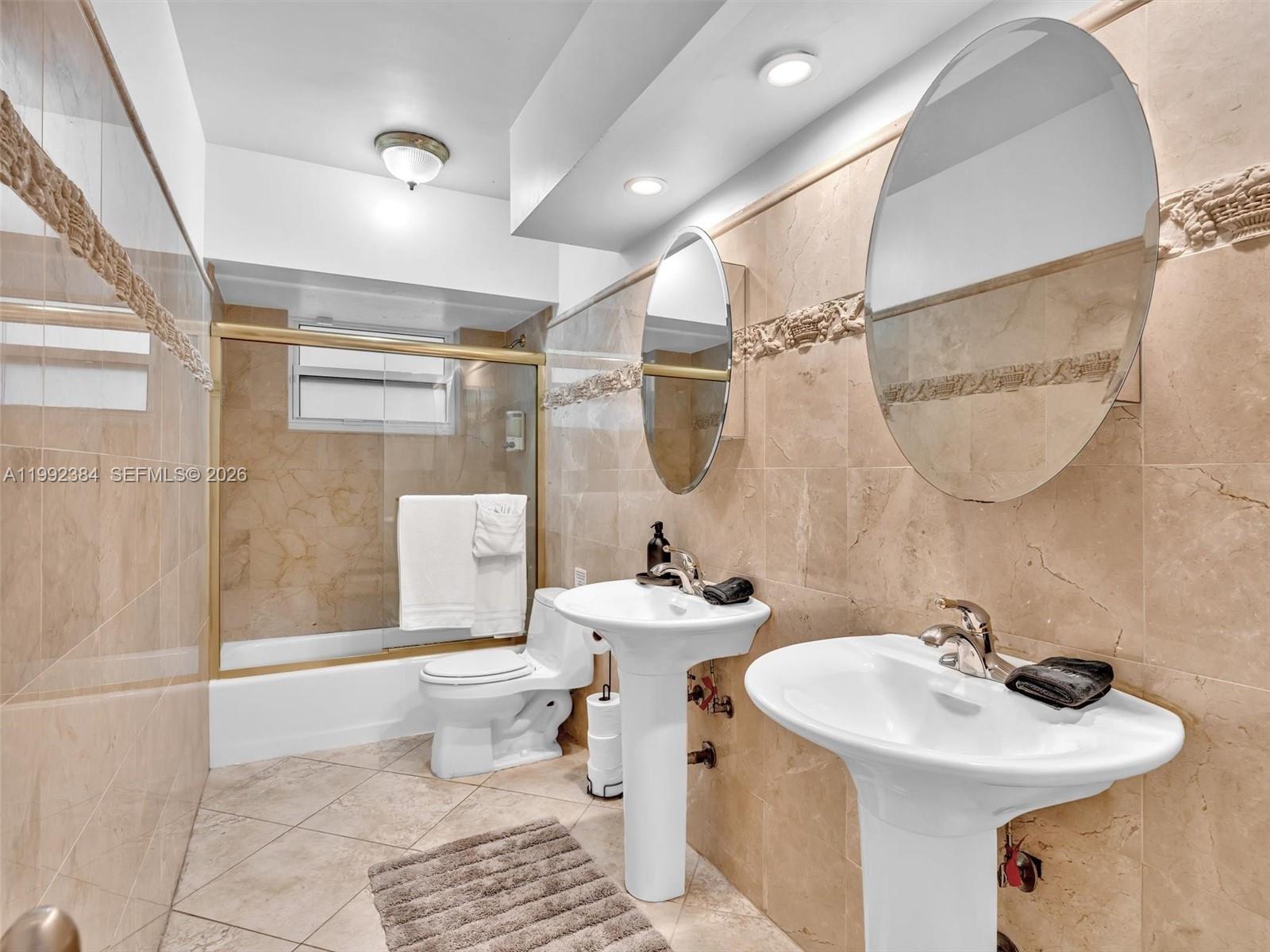 413 Tamarind Dr Hallandale Beach, FL 33009