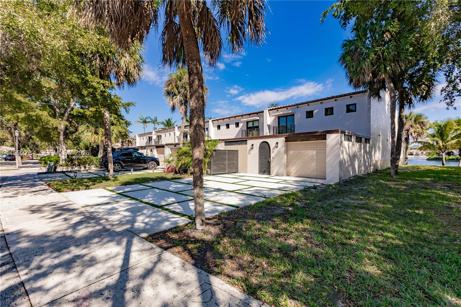 7238 Jacaranda Ln Miami Lakes, FL 33014
