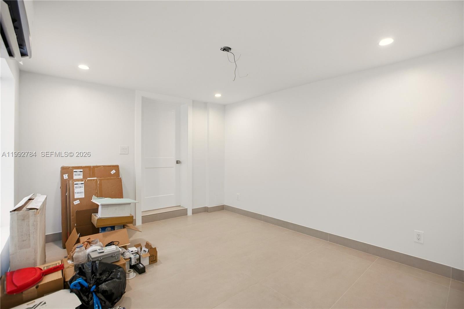 7238 Jacaranda Ln Miami Lakes, FL 33014