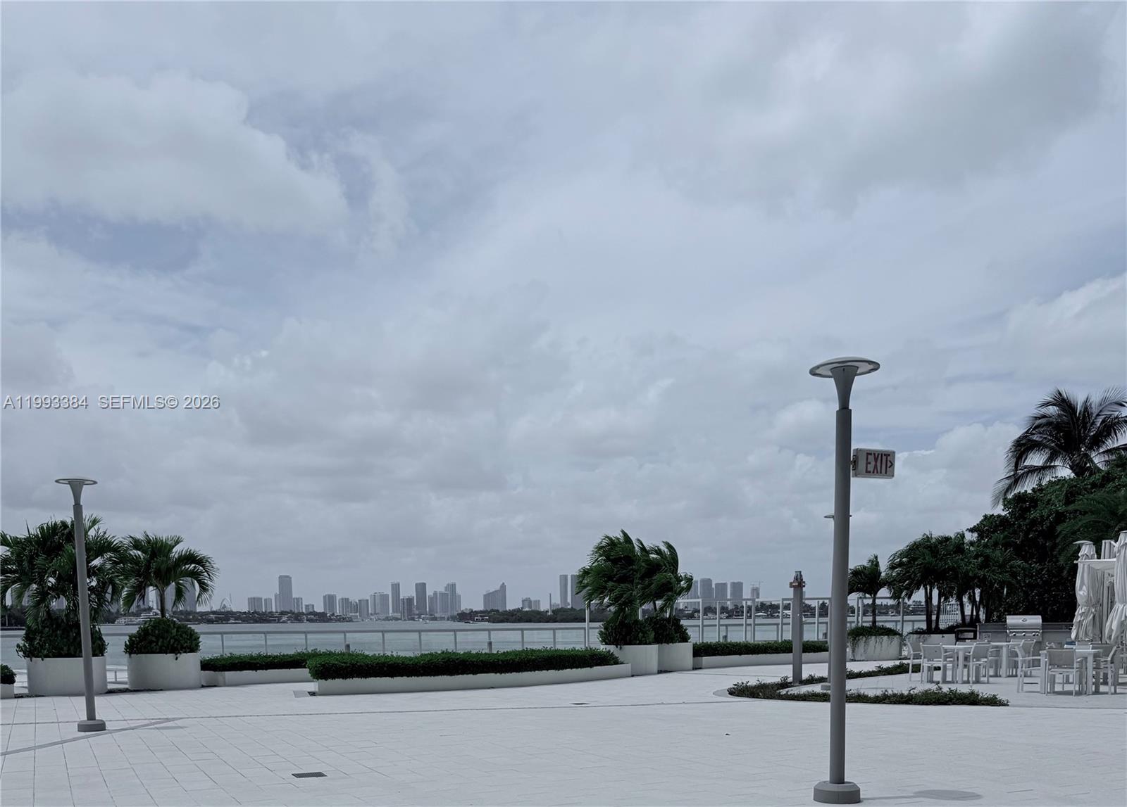 image Mirador 1000 (South Tower)13