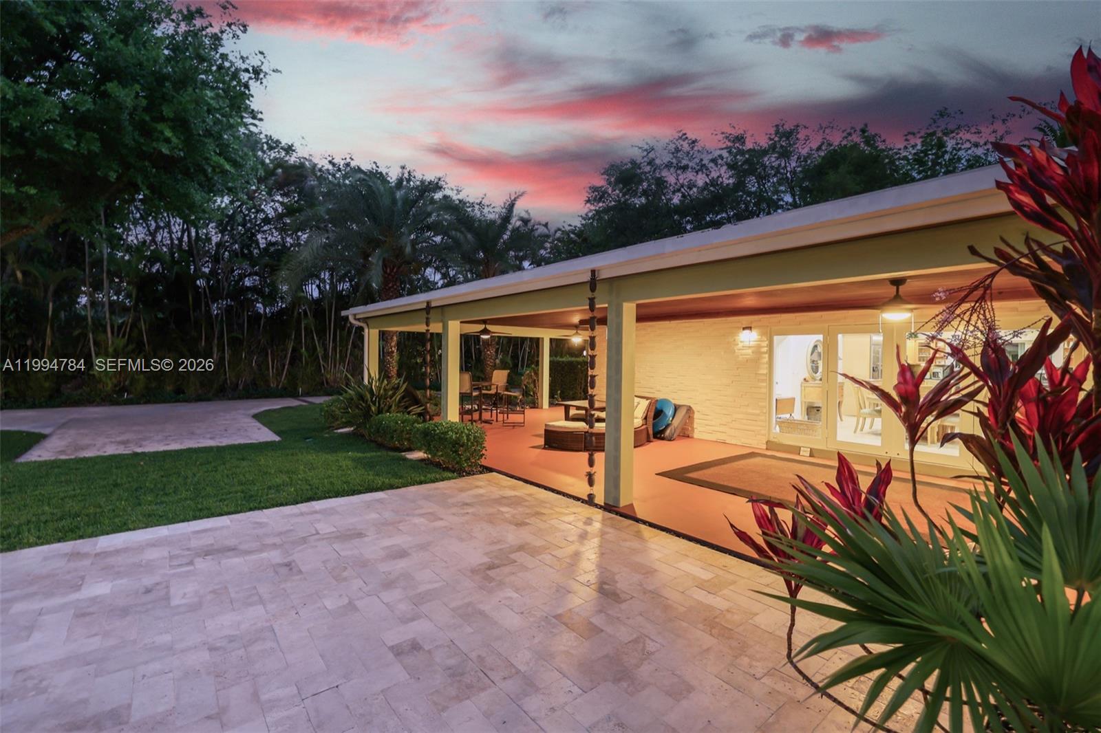 9234 SW 112th St Miami, FL 33176