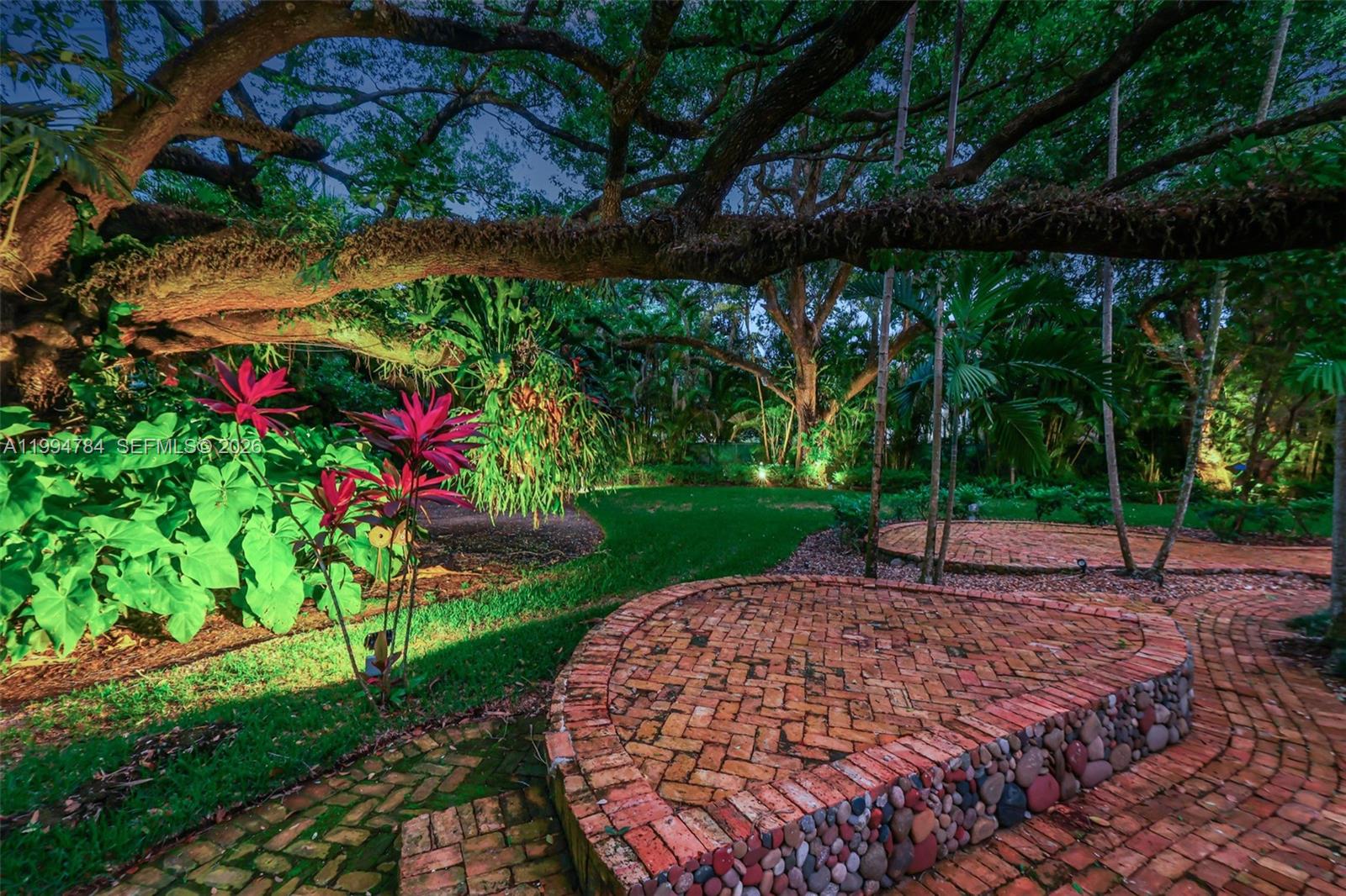 9234 SW 112th St Miami, FL 33176